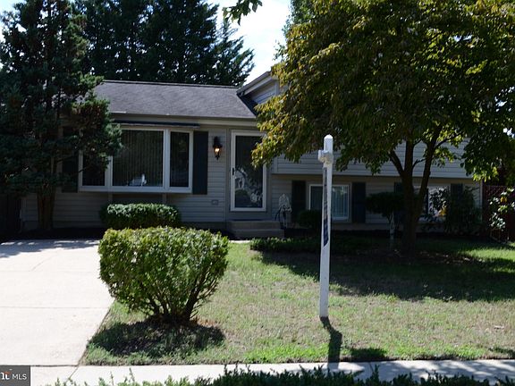 2nd image of 2955 Beaver Brook Ct
