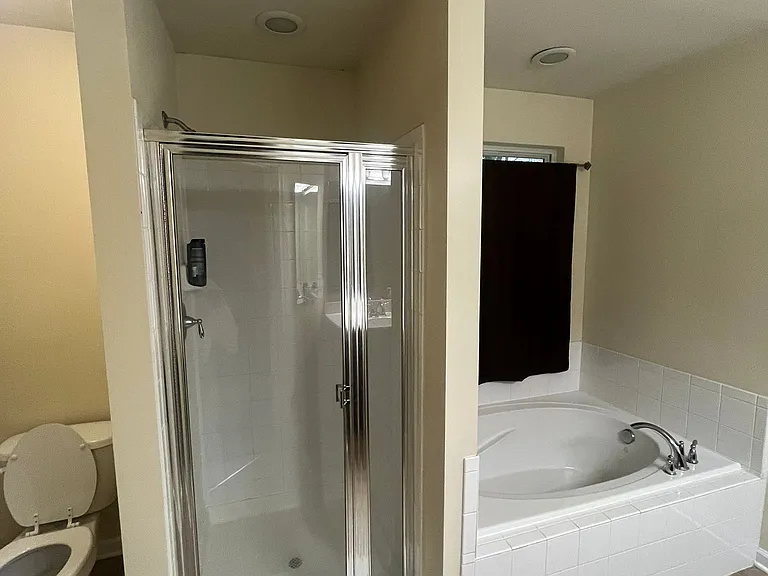 5250 Wyndholme Cir — Photo 14