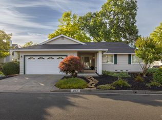 363 Twin Lakes Dr, Santa Rosa, CA 95409