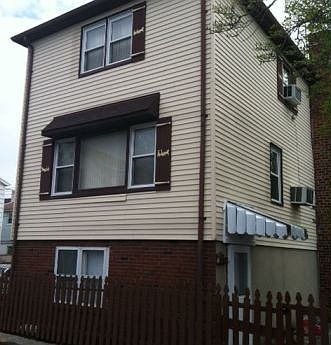 1st image of 6 Abbey Ct