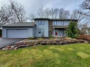 185 Boniface Dr, Rochester, NY 14620