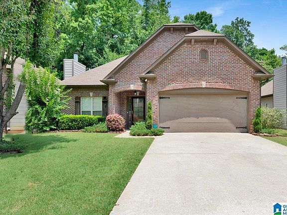 3rd image of 1131 Eagle Dr