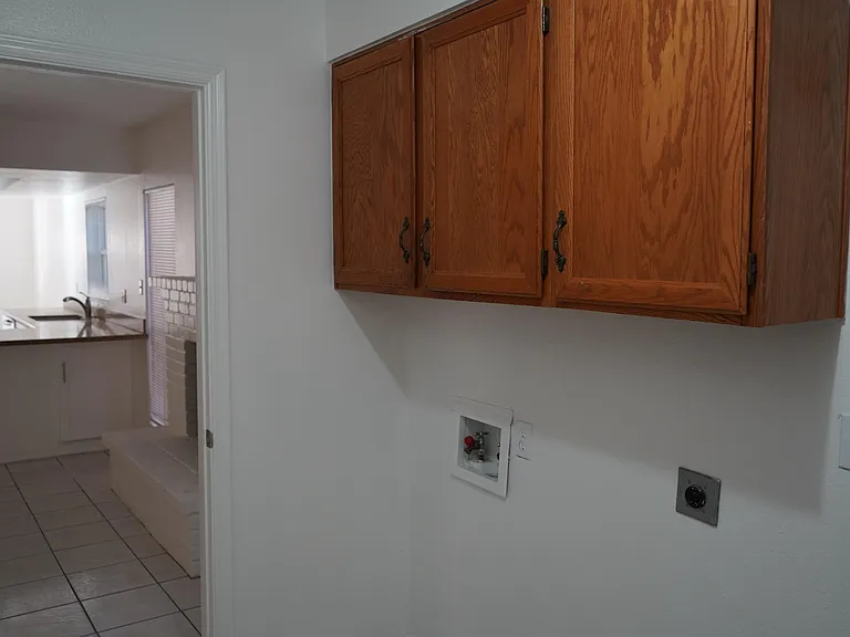 827 W Plata Ave — Photo 11