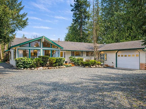 2nd image of 22558 Old Yale Rd