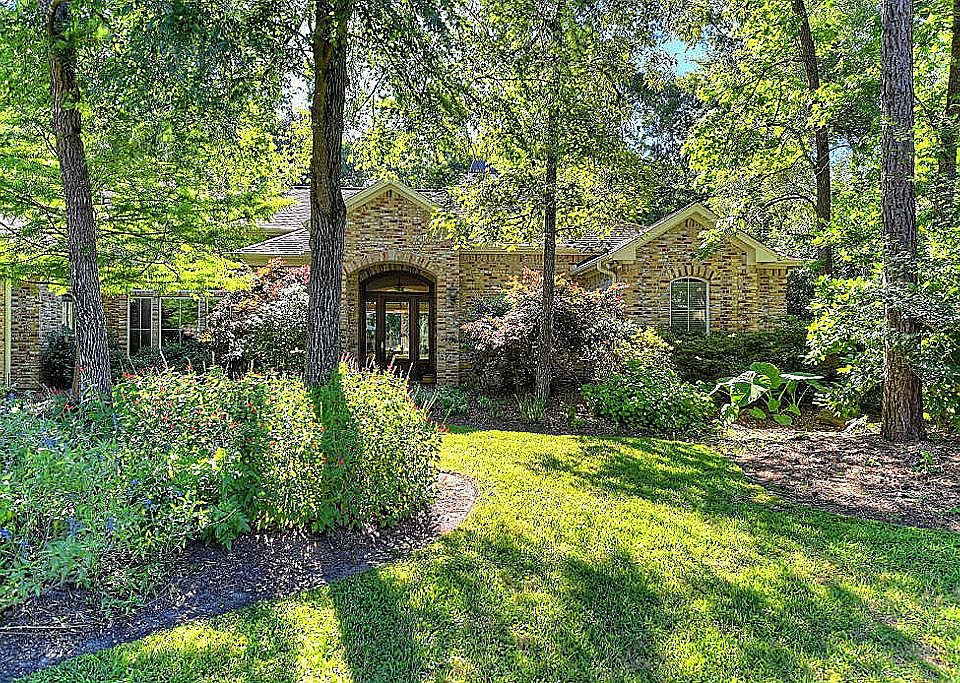 1st image of 9511 Clubhouse Cir