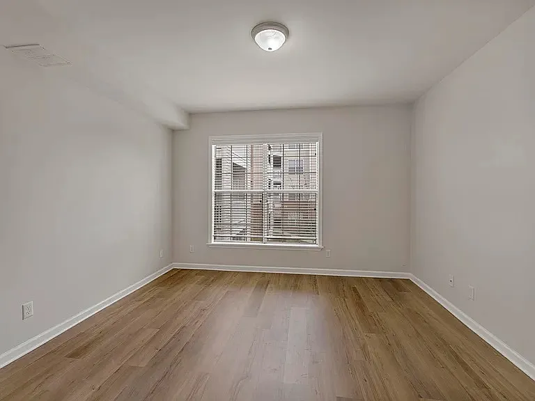 320 Riverbend Dr #3C — Photo 16