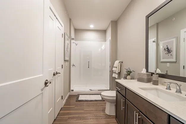 Outlook Hamilton - 55+ Active Adult Apartment Homes — Photo 29