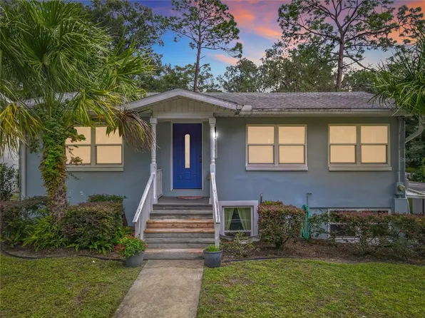 2094 Penn Dr, Deland, FL 32724