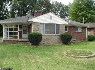 2979 Beal St NW, Warren, OH 44485