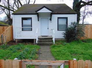 102 Almond St, Medford, OR 97504