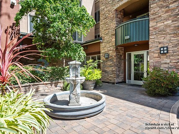 3rd image of 1310 Creekside Dr Unit 206
