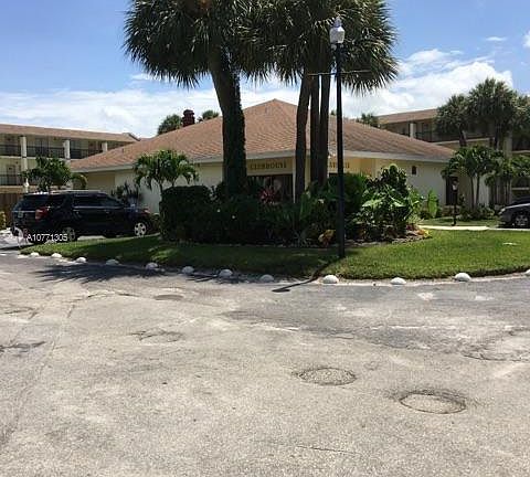 2nd image of 1500 N Congress Ave APT B43