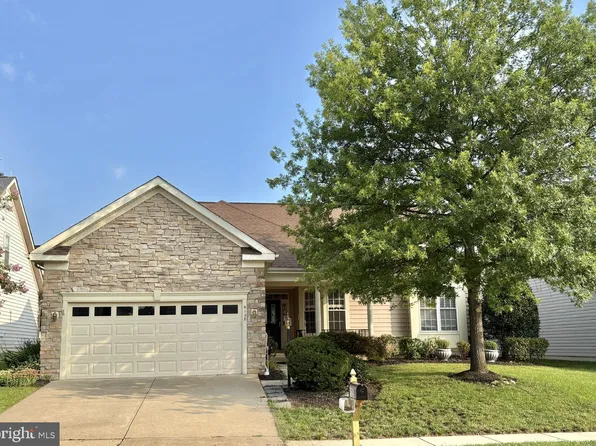 6128 Beton Ct, Gainesville, VA 20155