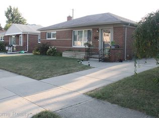 28149 Alger Blvd, Madison Heights, MI 48071