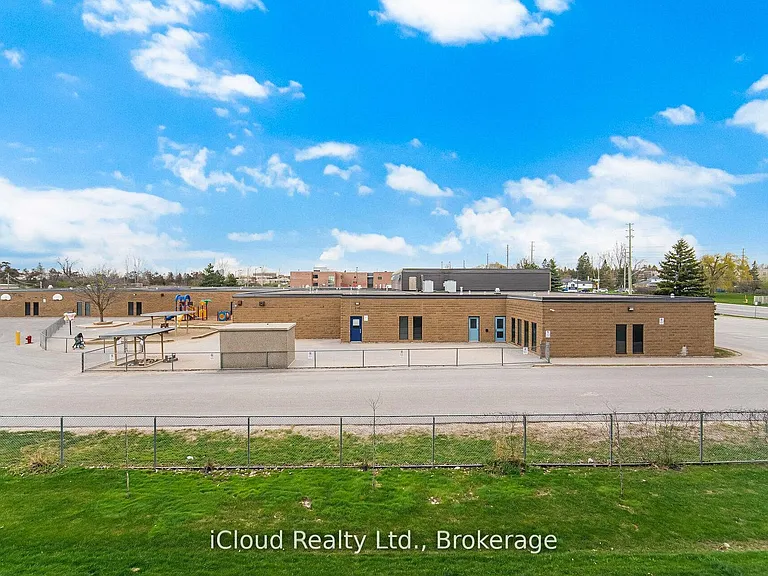 295 Cundles Rd E #208 — Photo 32