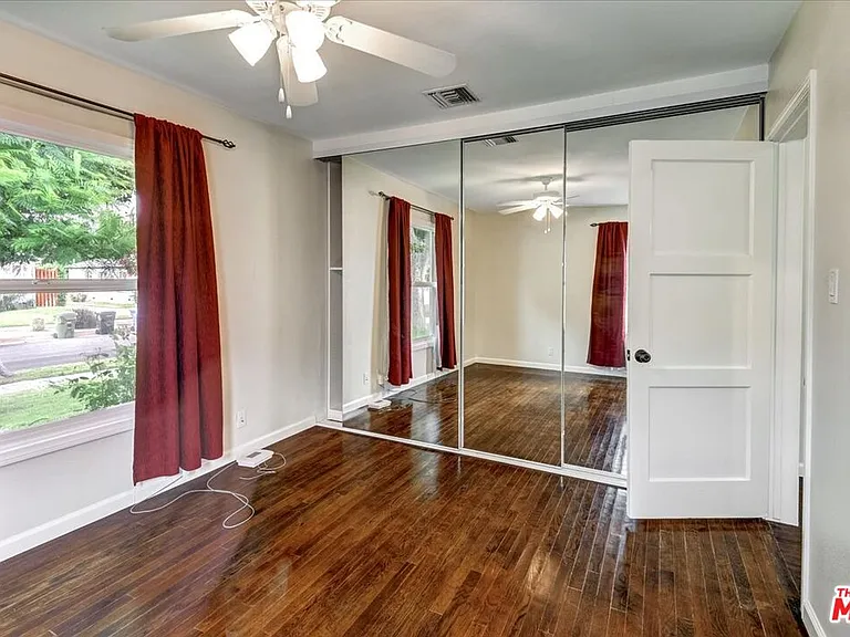 6200 Jamieson Ave — Photo 20