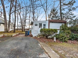218 Roberts Rd, Toms River, NJ 08755