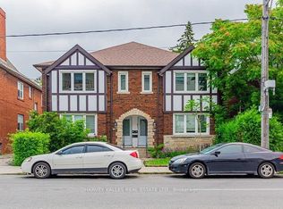 987 Avenue Rd, Toronto, ON M5P 2K9