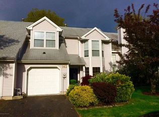 142 Daffodil Dr, Freehold, NJ 07728