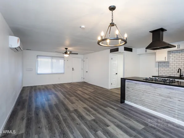 6527 W HOLLY Street, Phoenix, AZ 85035