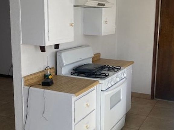5th image of 2417 Alta Sierra Ave Unit A