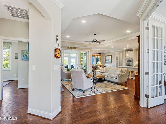 4th image of 3041 Smeades Drive