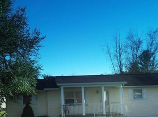 203 Meadow Ct, Lester, WV 25865