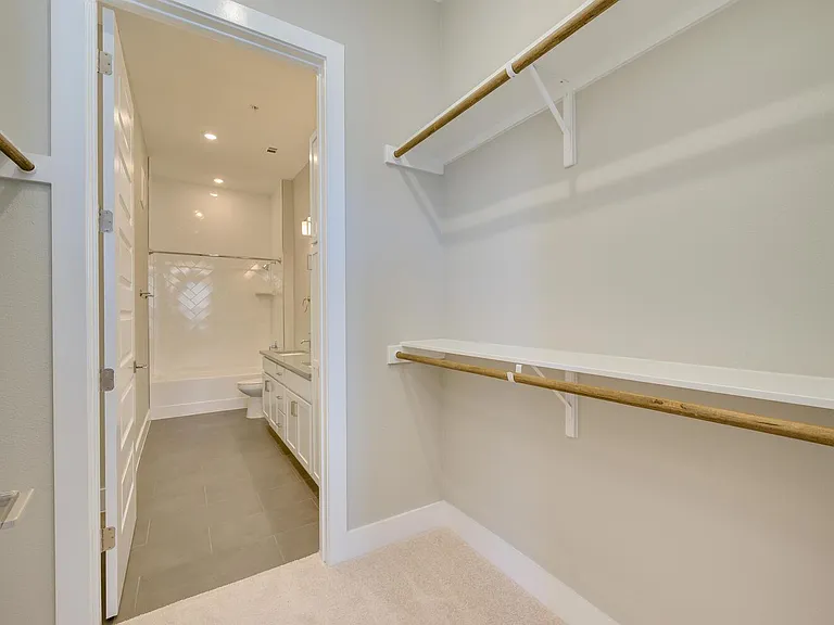 4325 Jackson Ave #2105 — Photo 29