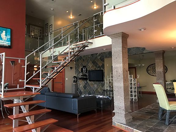 3rd image of 3207 E San Luis Cir
