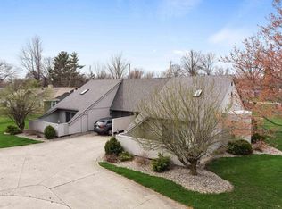 7807-7809 Stellhorn Rd, Fort Wayne, IN 46815