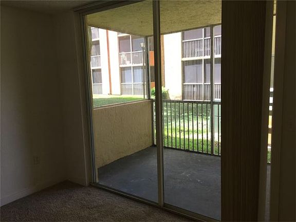 5th image of 8363 Lake Dr APT 106