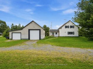3705 Champlain St E, Clarence Rockland, ON K0A 1E0