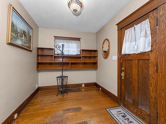 4th image of 80 Magnolia Ave