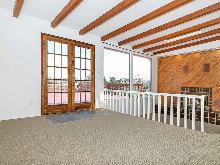 2171 Fairfield St — Photo 5