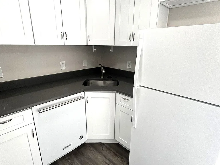 Oak North Apartments — Photo 32