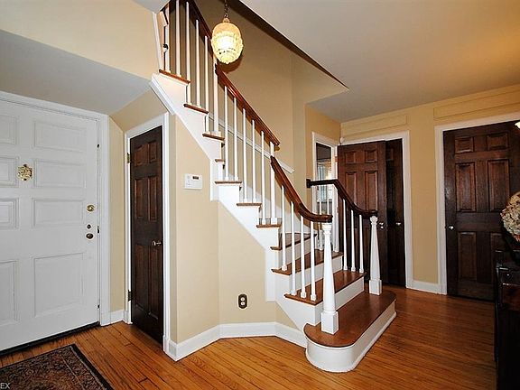 3rd image of 24230 Community Dr