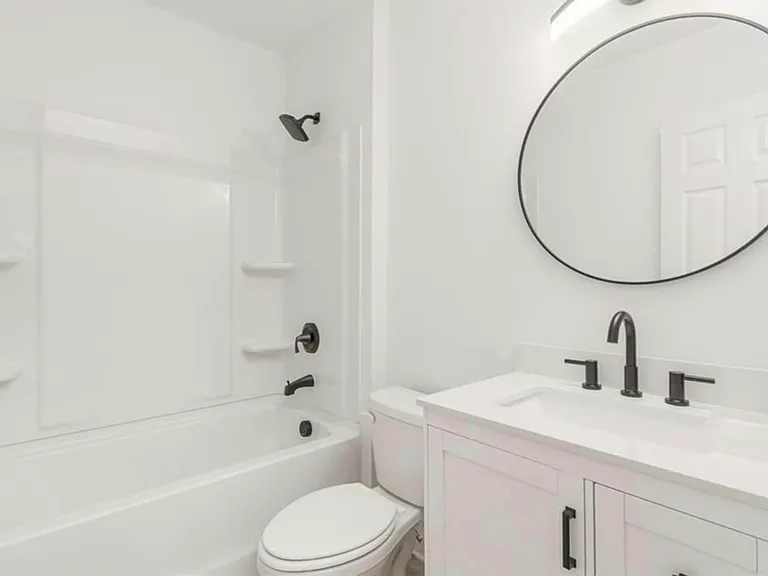 407 Cox Ave — Photo 9