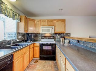 1227 S Flower Cir APT E, Lakewood, CO 80232