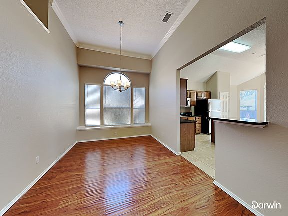 5th image of 2407 Brookchase Dr