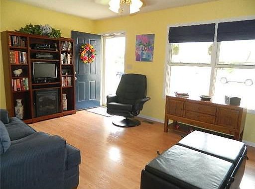 4th image of 1463 Langdon Dr