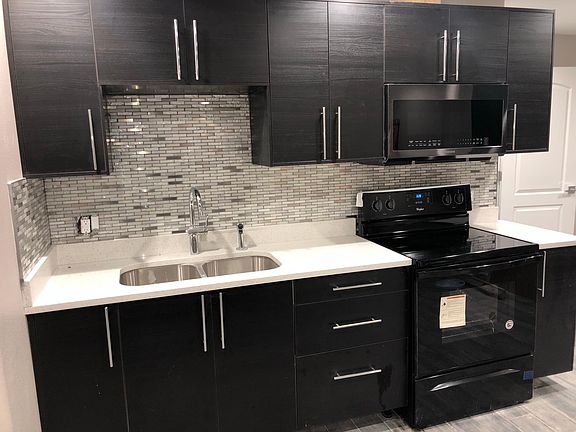 2nd image of 2576 N Humboldt Blvd #1