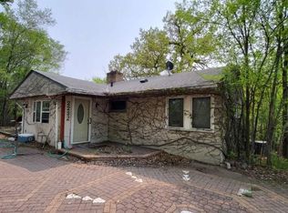 2232 Searle St N, Maplewood, MN 55117