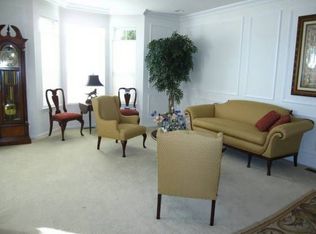 23 Clearbrook Ln, Flemington, NJ 08822