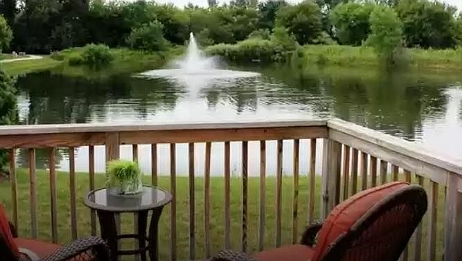 2nd image of 220 Bakers Dr W