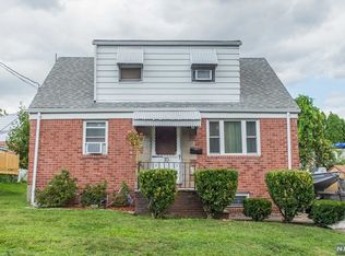 10 W 7th St, Clifton, NJ 07011