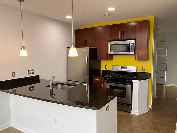 2nd image of 444 W Broad St Unit 635
