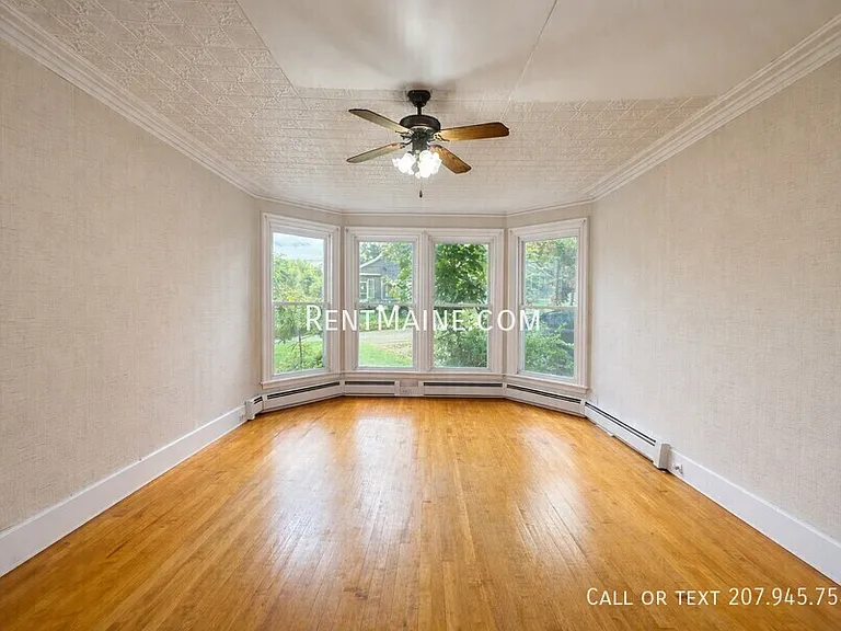 445 Main St #A — Photo 1