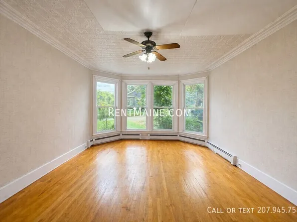 445 Main St APT A, Old Town, ME 04468