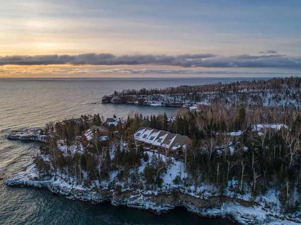 1559 Superior Shores Dr Unit 19, Two Harbors, MN 55616