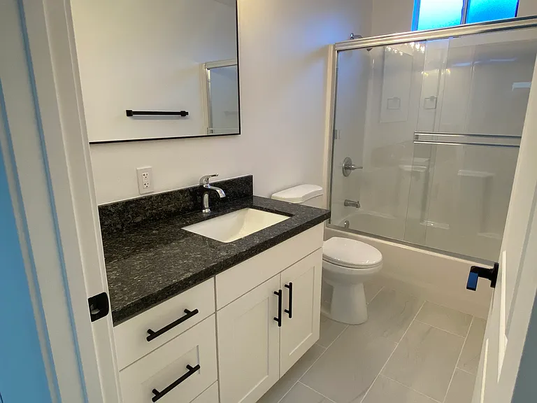 24223 Arch St — Photo 11